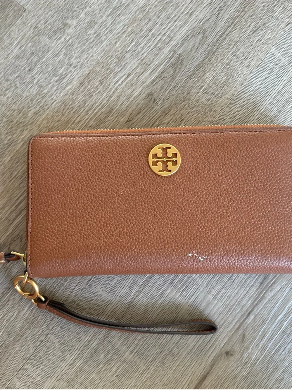Tory Burch Tan Pebbled Leather Zip Wristlet with Gold Logo
